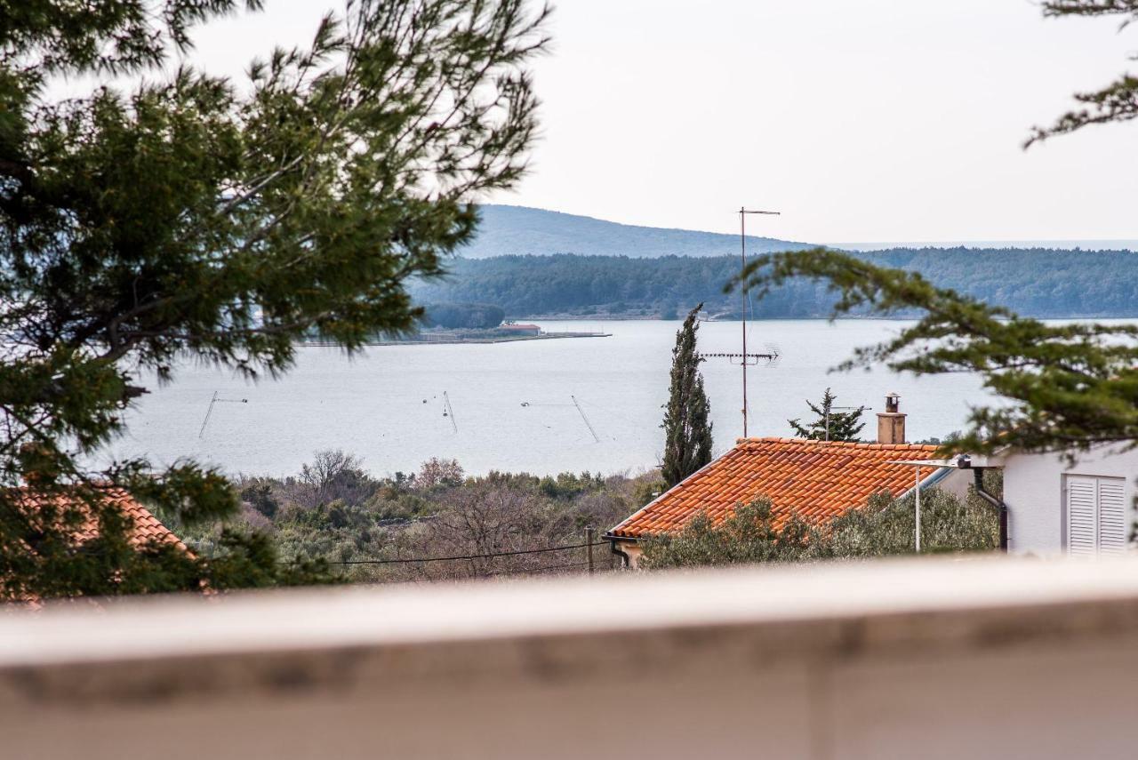 Ferienwohnung Ksenija Kornić Exterior foto